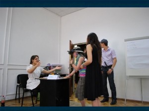 Modelul „Writing Theatre” – scrierea de scenarii în abordarea fenomenului de abandon şcolar