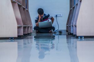 Internetul și mediile de socializare virtuale în viața liceenilor